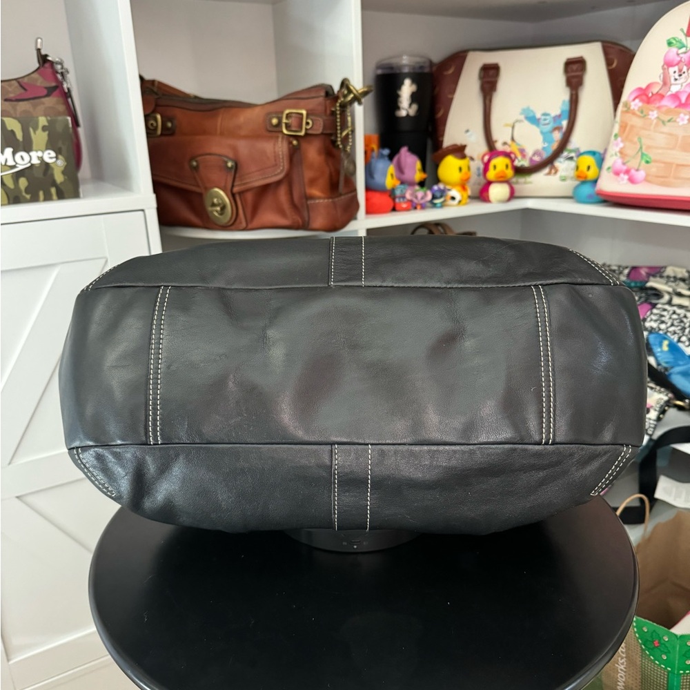 Coach 2010 Ergo Black Kisslock Satchel - Picture 9 of 15